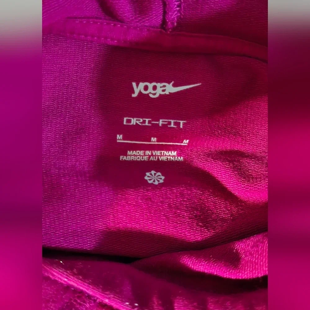Nike‎ Women's Fuchsia Hoodie